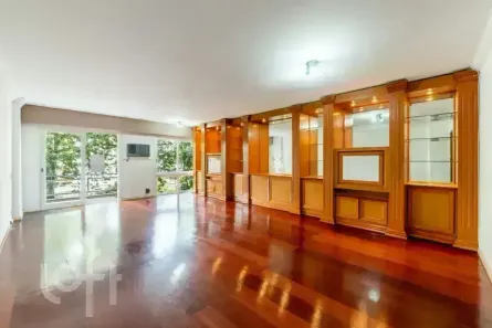 Apartamento com 3 Quartos à venda, 168m² no Moinhos de Vento, Porto Alegre