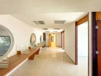 Imóvel Comercial para alugar, 9800m² no Vila Gertrudes, São Paulo