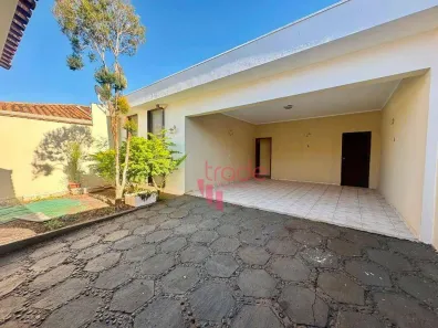 Casa com 3 Quartos para venda ou aluguel, 196m² no Jardim Cadacaam, Ribeirão Preto