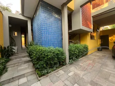 Sobrado com 4 Quartos à venda, 350m² no Cidade São Francisco, São Paulo