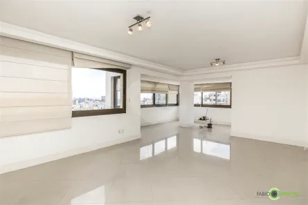 Apartamento com 3 Quartos para alugar, 141m² no Mont Serrat, Porto Alegre