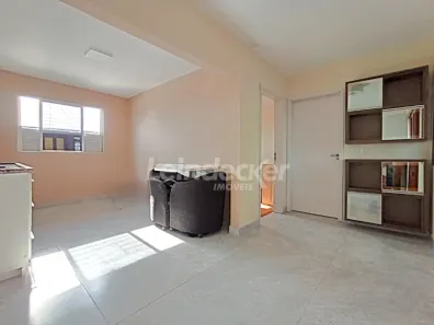 Apartamento com 2 Quartos para alugar, 50m² no Vila Jardim, Porto Alegre