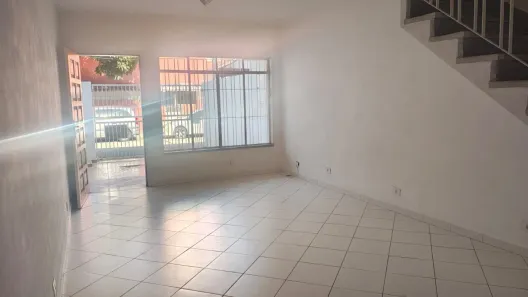 Sobrado com 2 Quartos para alugar, 100m² no Cidade Monções, São Paulo