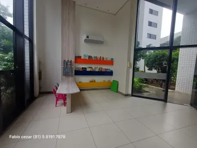 Apartamento com 3 Quartos para alugar, 65m² no Madalena, Recife