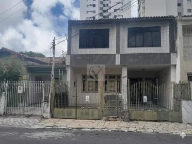 Imóvel Comercial com 8 Quartos à venda, 500m² no São José, Aracaju