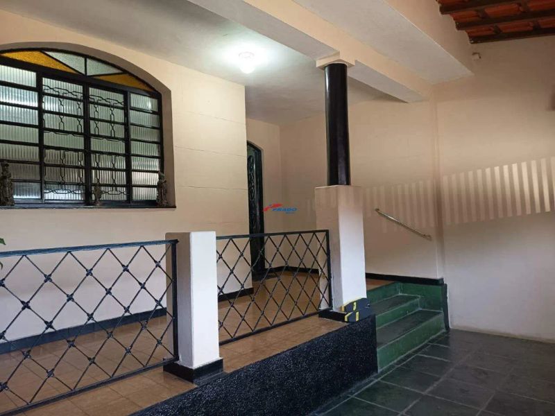 Casa com 5 quartos — Carlos Prates, Belo Horizonte