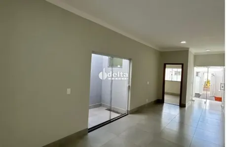 Casa com 2 Quartos à venda, 68m² no São Jorge, Uberlândia