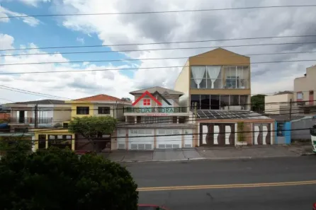 Sobrado com 4 Quartos à venda, 240m² no Vila Osasco, Osasco