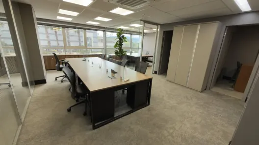 Sala Comercial para alugar, 230m² no Estoril, Belo Horizonte