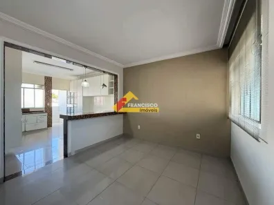 Apartamento com 3 Quartos para alugar, 153m² no Ipiranga, Divinópolis