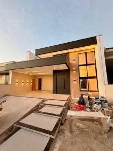 Casa de Condomínio com 3 Quartos à venda, 200m² no Lagoa, Macaé