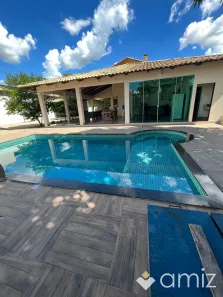 Casa com 4 Quartos à venda, 315m² no Setor Central, Aruanã