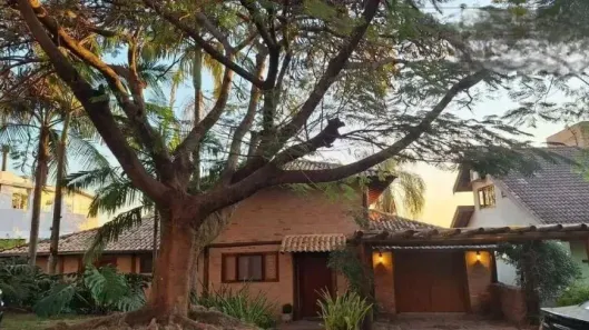 Casa de Condomínio com 3 Quartos para alugar, 230m² no Pinheirinho, Vinhedo
