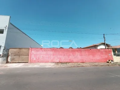 Lote/Terreno para alugar, 525m² no Vila Pelicano, São Carlos