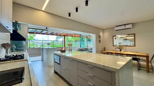Apartamento com 3 Quartos à venda, 220m² no Swiss Park, Campinas
