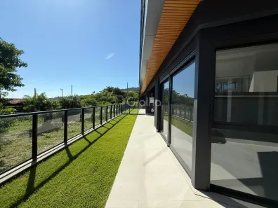 Apartamento com 3 Quartos à venda, 240m² no Jurerê, Florianópolis