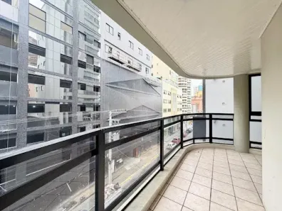 Apartamento com 3 Quartos à venda, 120m² no Meia Praia, Itapema