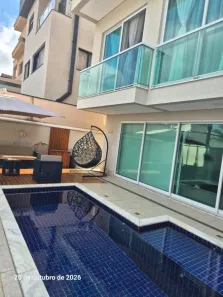 Casa de Condomínio com 4 Quartos à venda, 240m² no Suru, Santana de Parnaíba