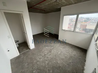Sala Comercial à venda, 25m² no Jardim Henriqueta, Taboão da Serra