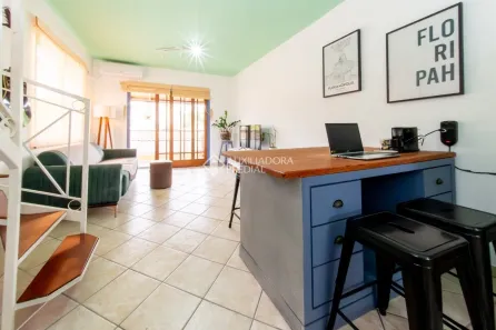 Apartamento com 2 Quartos à venda, 44m² no Pântano do Sul, Florianópolis