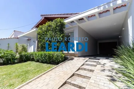 Casa com 3 Quartos à venda, 340m² no Vila São Paulo, São Paulo