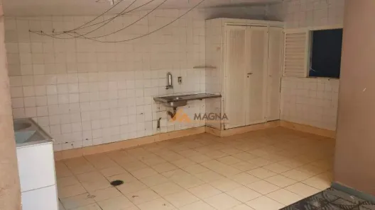 Sobrado com 4 Quartos à venda, 172m² no Campos Elíseos, Ribeirão Preto