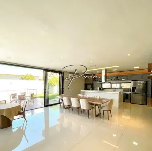 Casa de Condomínio com 4 Quartos à venda, 326m² no Condomínio Florais Itália, Cuiabá