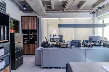 Sala Comercial à venda, 46m² no Barra Olímpica, Rio de Janeiro