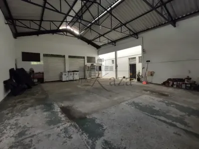 Galpão/Depósito/Armazém à venda, 899m² no Bosque dos Eucaliptos, São José dos Campos