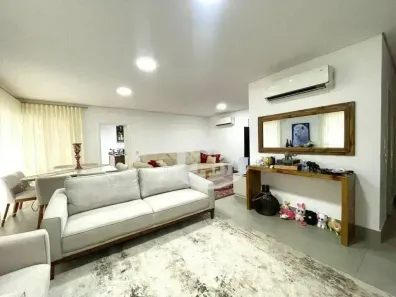 Apartamento com 4 Quartos para alugar, 214m² no Cambuí, Campinas