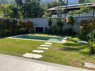 Casa de Condomínio com 4 Quartos para alugar, 212m² no Toque-Toque Pequeno, São Sebastião