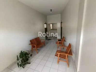 Apartamento com 3 Quartos para alugar, 90m² no Saraiva, Uberlândia