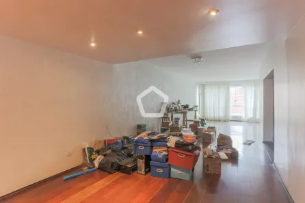 Casa com 3 Quartos à venda, 300m² no Sumaré, São Paulo