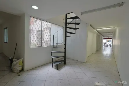 Ponto Comercial à venda, 100m² no Santo Antônio, Belo Horizonte