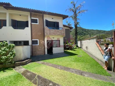 Sobrado com 2 Quartos para venda ou aluguel, 74m² no Martim de Sá, Caraguatatuba