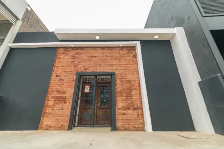 Sala Comercial para alugar, 385m² no São João, Porto Alegre