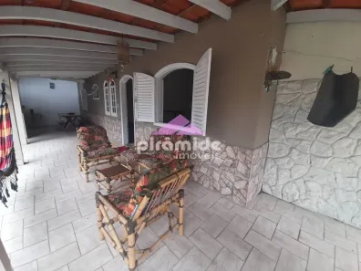 Casa com 4 Quartos à venda, 160m² no Sumaré, Caraguatatuba