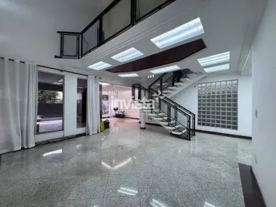 Casa com 3 Quartos à venda, 330m² no Ponta da Praia, Santos