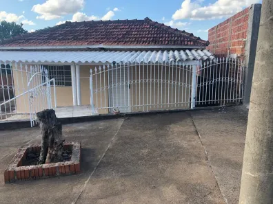 Casa com 1 Quarto à venda, 67m² no Jardim Itatiaia, Presidente Prudente