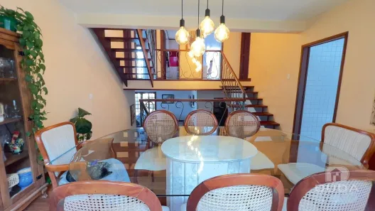 Casa com 5 Quartos à venda, 269m² no Itacorubi, Florianópolis