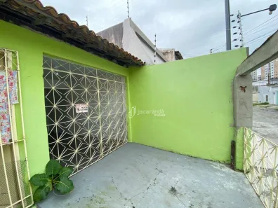 Casa com 2 Quartos para alugar, 75m² no Luzia, Aracaju