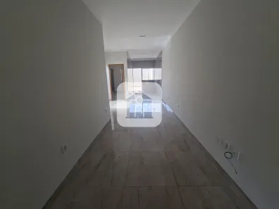 Casa com 2 Quartos para alugar, 80m² no Jardim Europa, Uberlândia