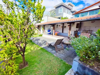 Casa com 4 Quartos à venda, 283m² no Camargos, Belo Horizonte