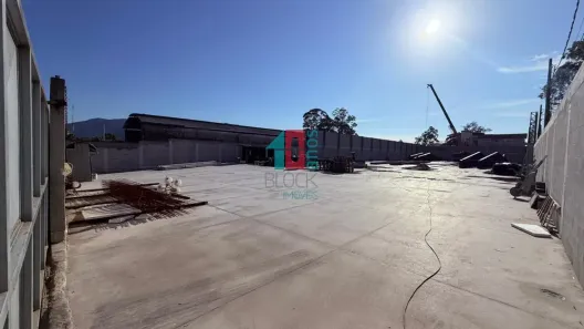 Galpão/Depósito/Armazém para alugar, 3000m² no Recreio dos Bandeirantes, Rio de Janeiro
