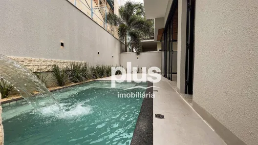 Casa de Condomínio com 4 Quartos à venda, 330m² no Plano Diretor Sul, Palmas