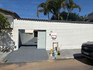 Casa com 3 Quartos à venda, 185m² no Jardim Brasil, Goiânia