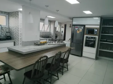 Casa com 4 Quartos à venda, 330m² no Centro, Campinas