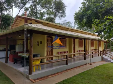 Fazenda/Sítio com 4 Quartos à venda, 200m² no Vila Ipê Amarelo, Contagem