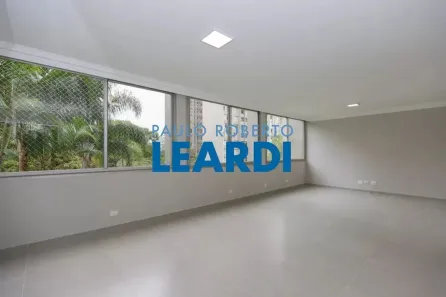 Apartamento com 3 Quartos à venda, 177m² no Vila Suzana, São Paulo