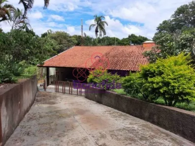 Fazenda/Sítio com 3 Quartos à venda, 2500m² no Chácaras Polozzi, Louveira